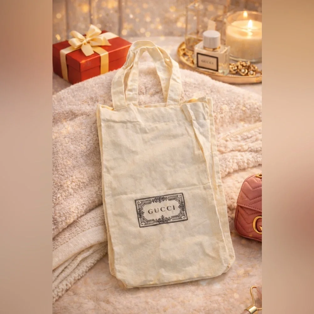 Gucci Cream Canvas Tote Gucci.com tote